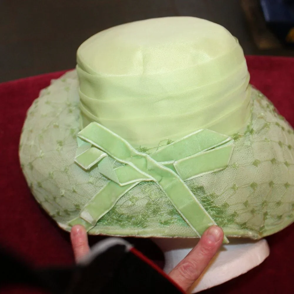 Vintage Green Women's Hat - Picture 3 of 4